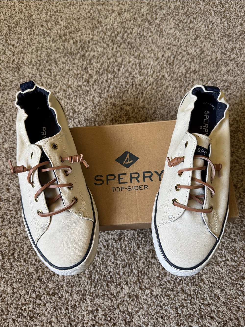 Sperry Cream Canvas Quest Reel Shoe with Brown Leather Laces